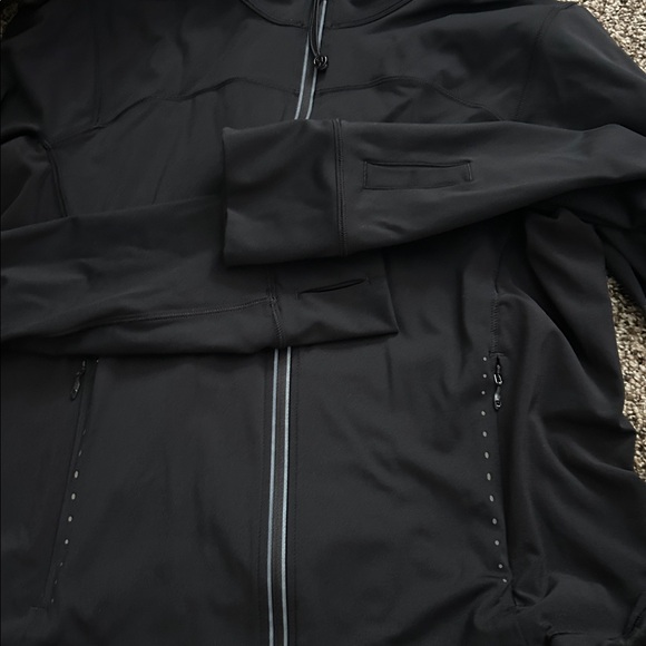 Lululemon Jacket - Picture 2 of 3